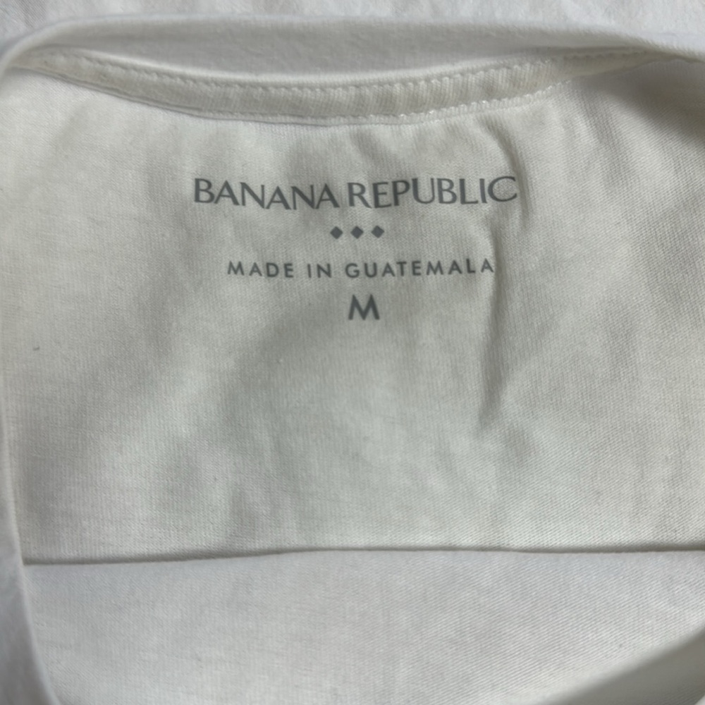 Banana Republic White Tee with Floral Print-size M - Picture 4 of 6